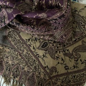 Pashmina scarf/shawl